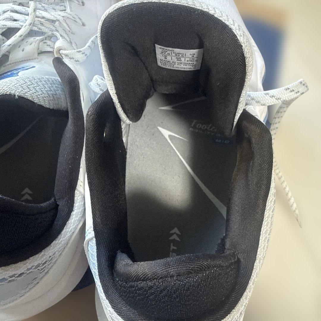 シューズ(男性用) NOVA SURGE LOW 27cm