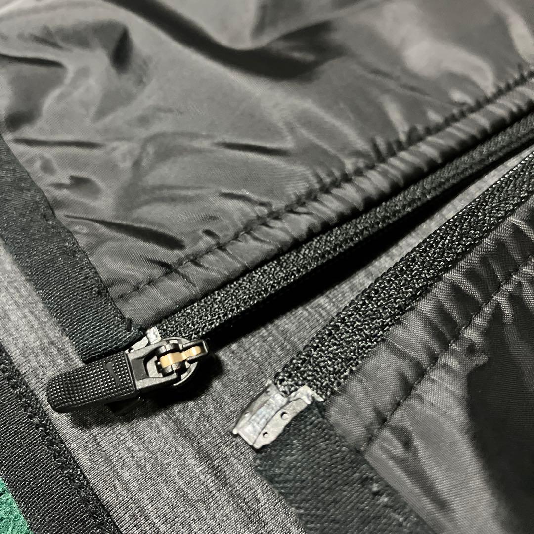 美品 NIKE GOLF ナイキゴルフ XXL エアロロフト ダウンベスト中綿