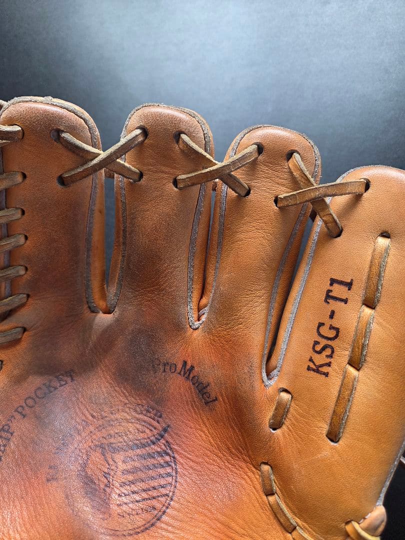 【鳥谷選手モデル】久保田スラッガー 硬式内野用グラブ KSG-T1