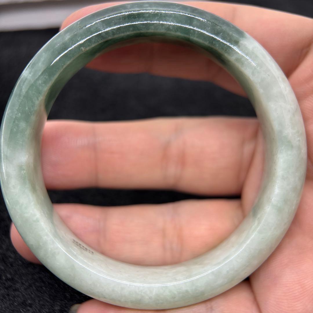 天然石無処理無染色A貨本翡翠 ミャンマー 緑色 バングル