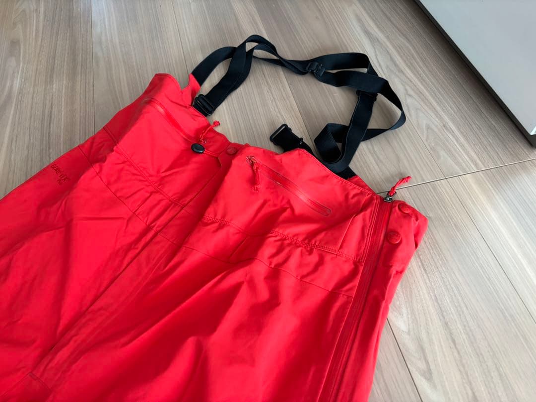 ★最高峰★アークテリクス　シータSV ゴアテックスプロ　ビブパンツ　スキー　雪山