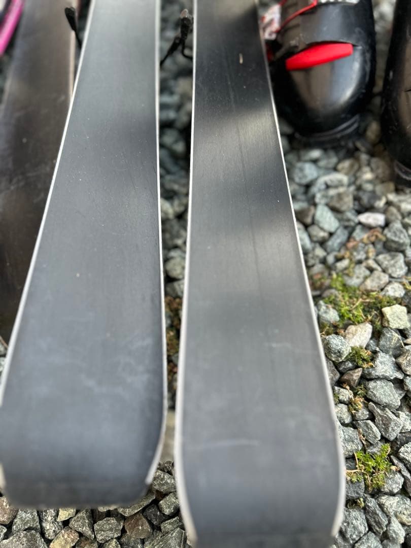 120 130cmスキー板 2 22から24ブーツ2 ストック、靴 他8点セット