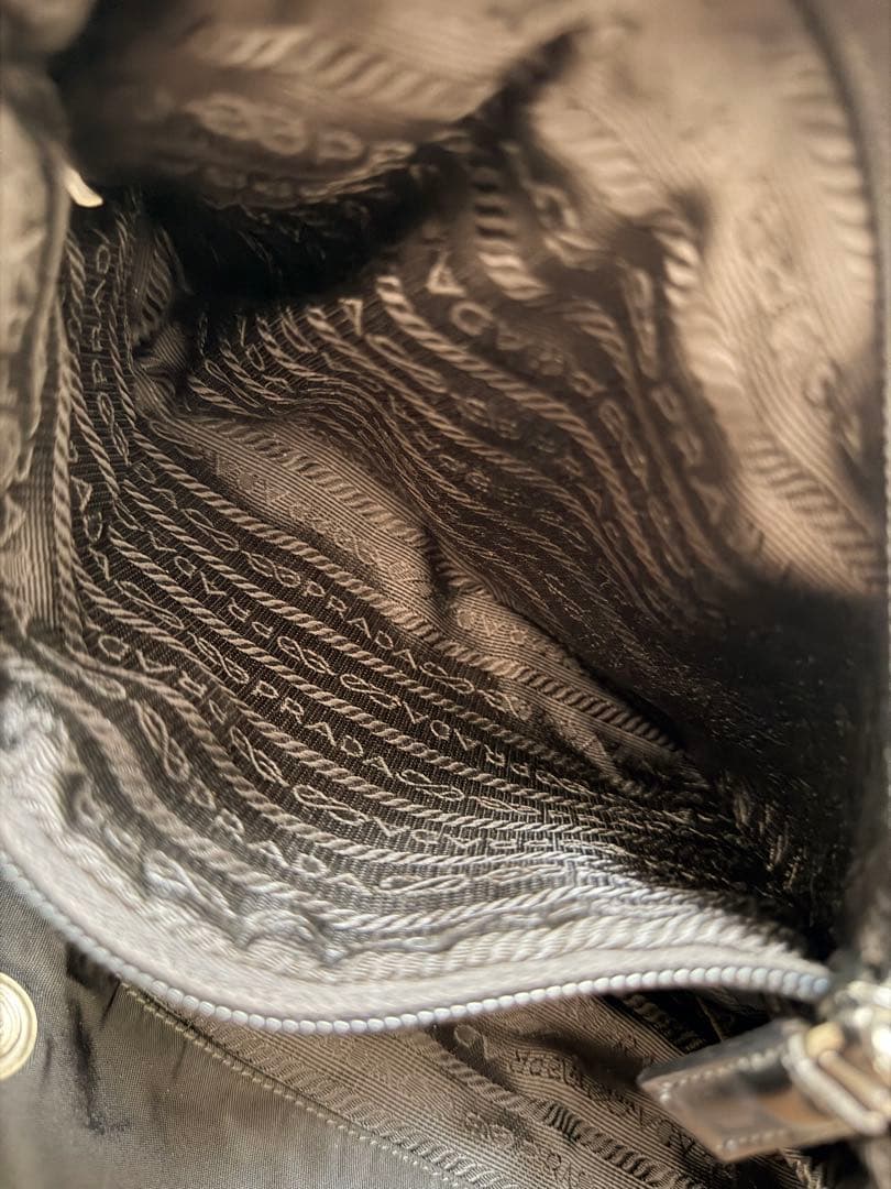 PRADA ナイロンリュック・バックパック ブラック