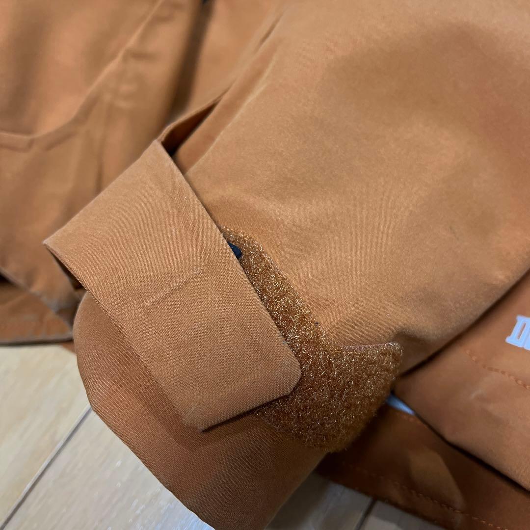 週末値下げ！初秋スキー　DESCENTE ハードシェルジャケット