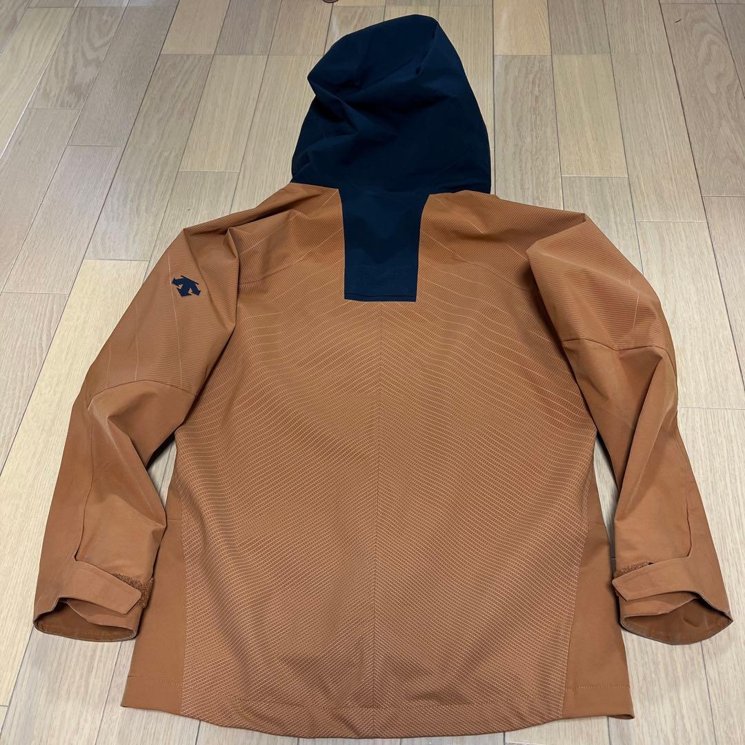 週末値下げ！初秋スキー　DESCENTE ハードシェルジャケット