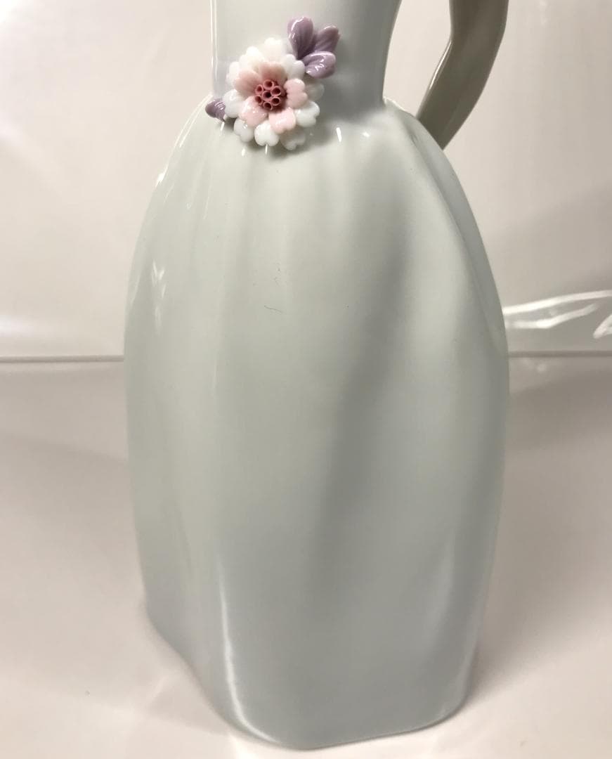 【美品/箱付き】 リヤドロ SWEET ADOLESCENCE 8785