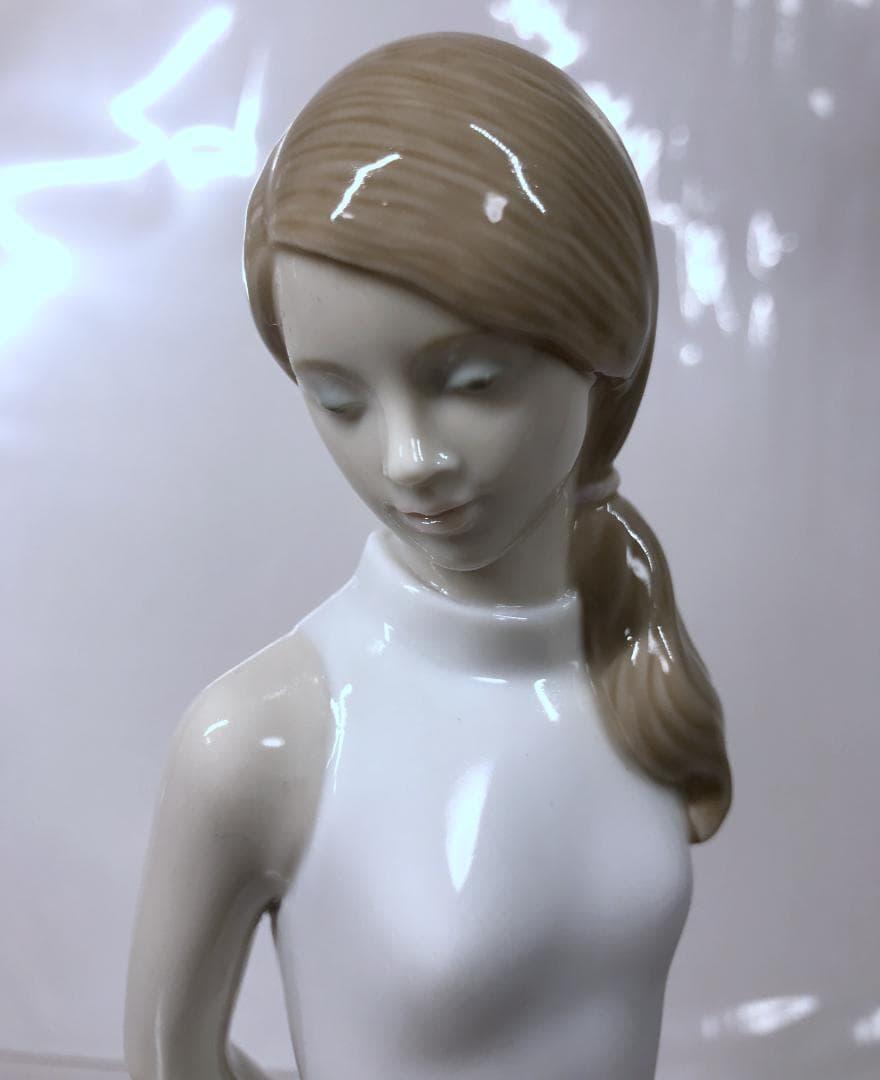 【美品/箱付き】 リヤドロ SWEET ADOLESCENCE 8785