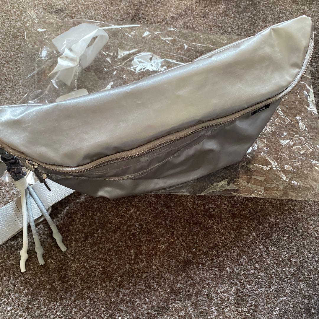 LeSportsac×Ameri DX Belt Bag シルバー ボディバッグ
