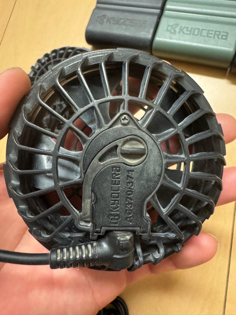 バートル19ボルト空調服用ファンとバッテリーセット