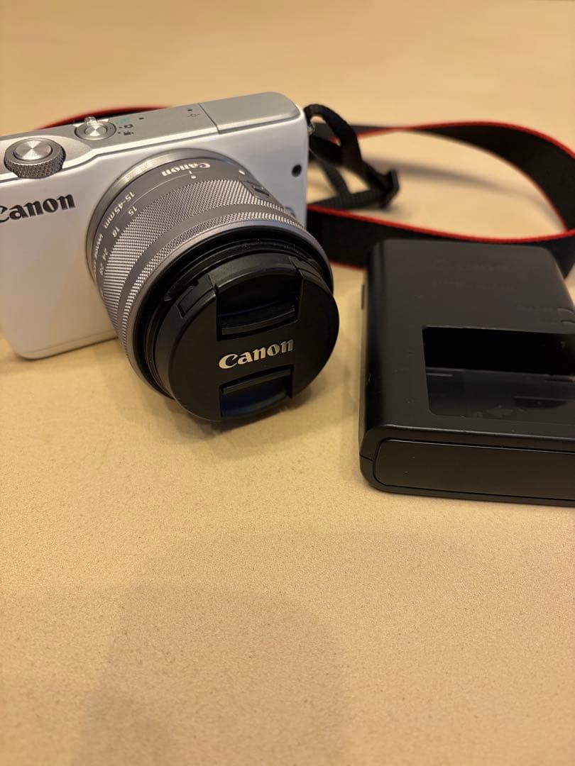 デジタルカメラ Canon eosm10