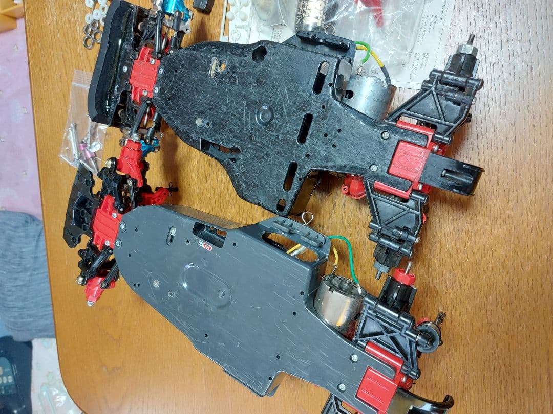 1/10ラジコン TA-01 TA-02シャーシ2台 オプションパーツ多数
