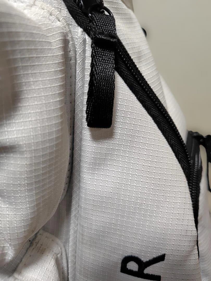   ホワイトキャディバッグ