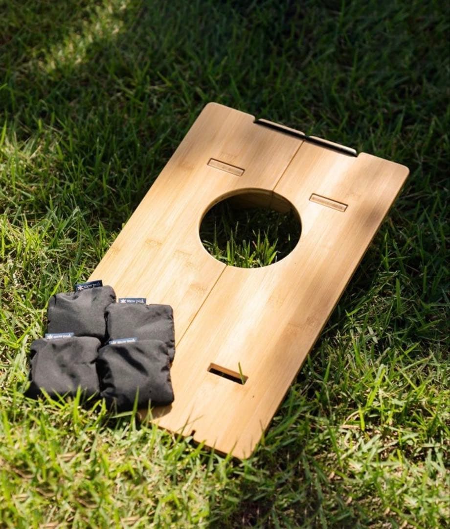 スノーピーク　コーンホールテーブル