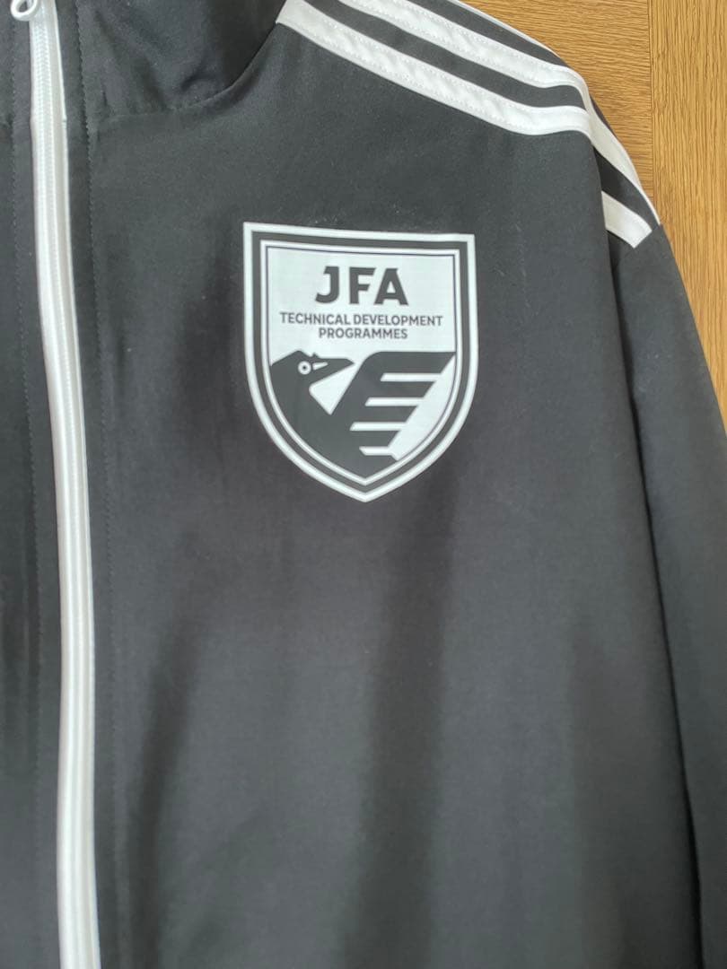 adidas ピステ・ウィンドブレーカー 黒 JFA adidas