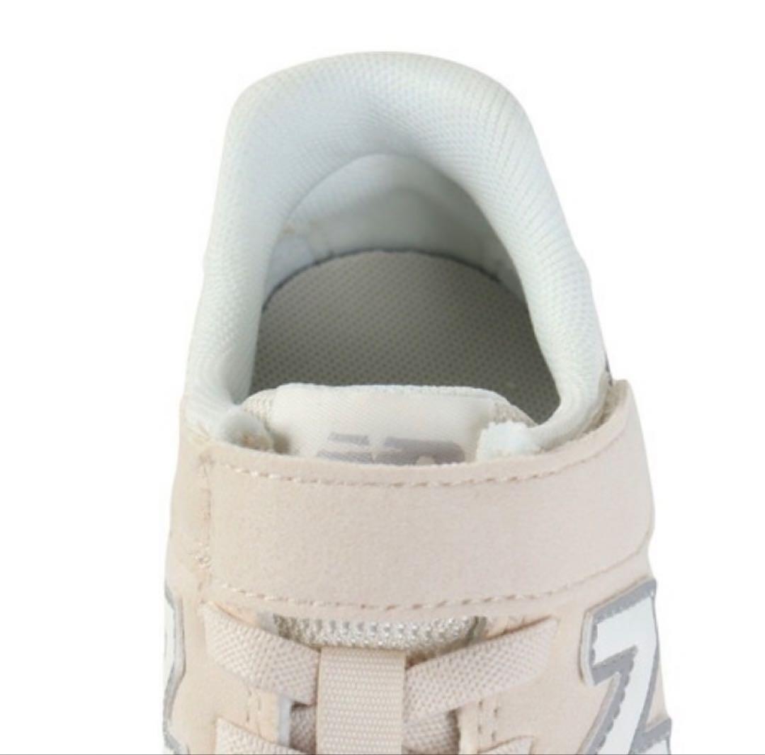 ☆新品未使用☆ ニューバランスYV373 オフホワイト17.0cm+18.0cm