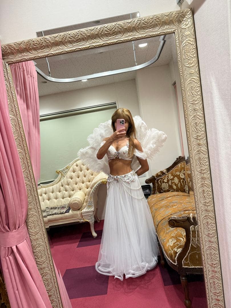 ホワイト ベリーダンス セットアップ　衣装