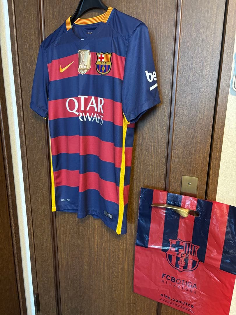 入手困難Messi 10 ワールドカップ記念オーセンティックユニフォーム