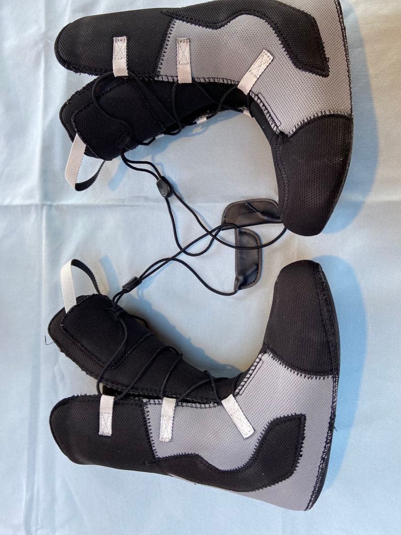 DEELUXE DNA スノボブーツ 23.5cm、青×白×パープル、男女兼用