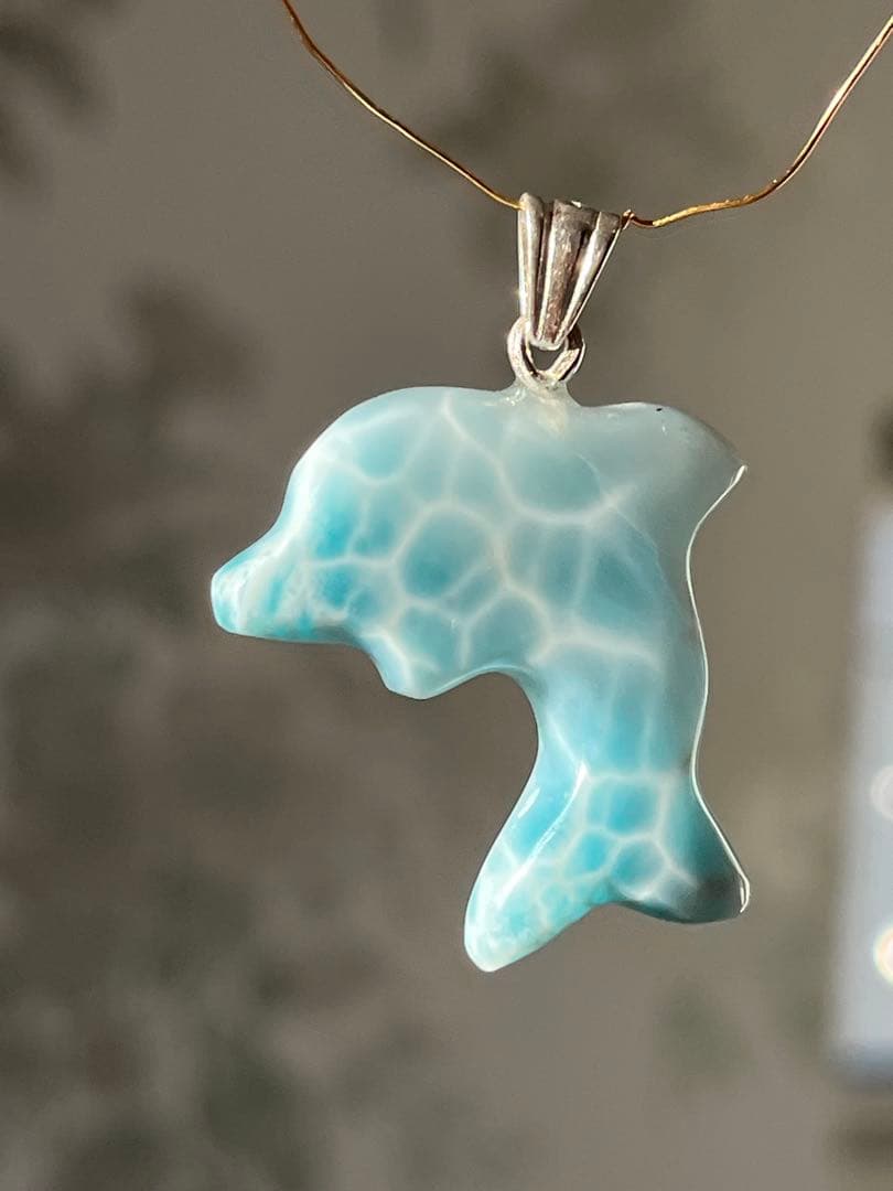 天然石☆高品質！ラリマーイルカ型☆濃いブルー＆ラリマーらしい模様＆形が美しい！