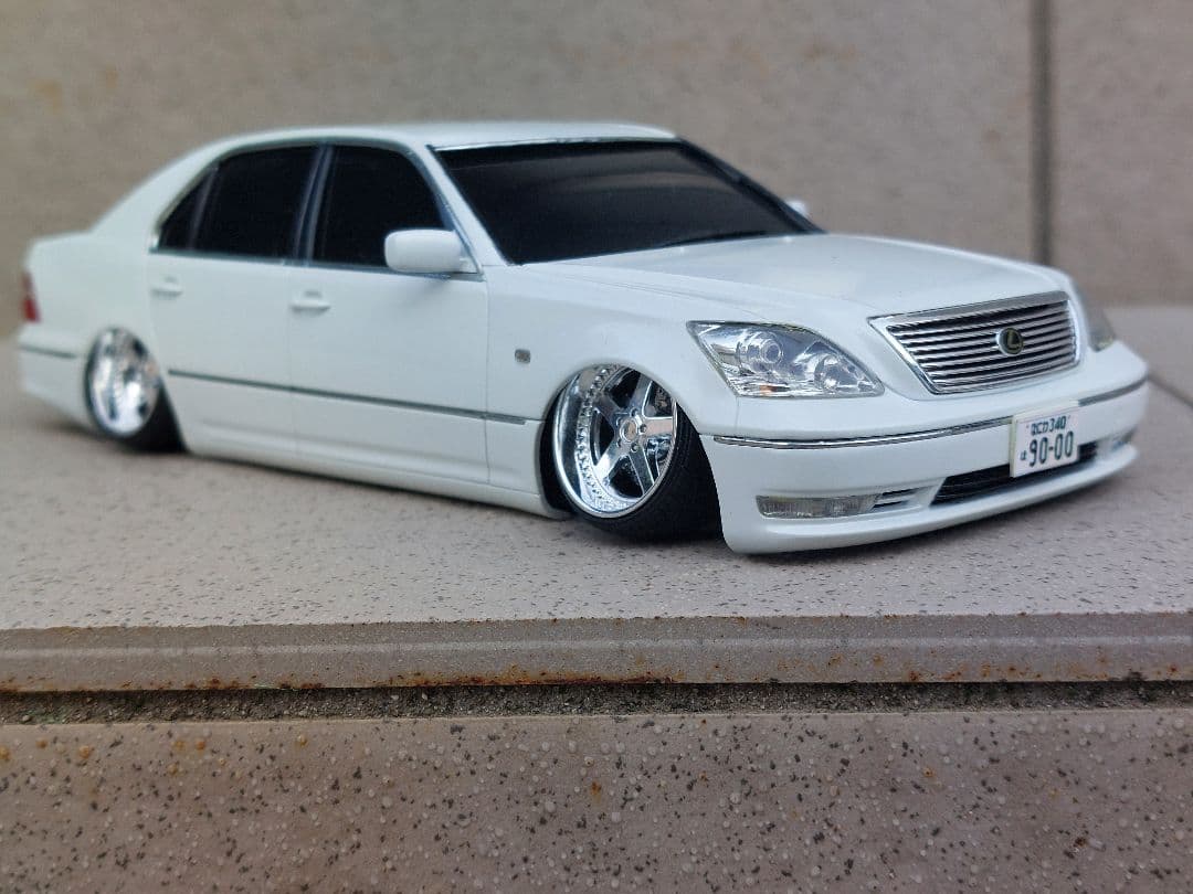 プラモ　アオシマ　ホイール　タイヤ　セルシオ