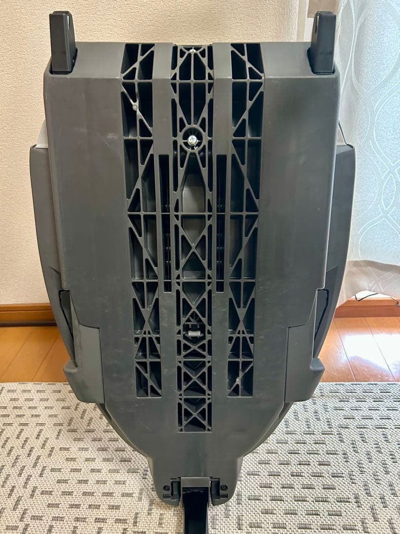 チャイルドシート Combi THE S plus ISOFIX ZB-750