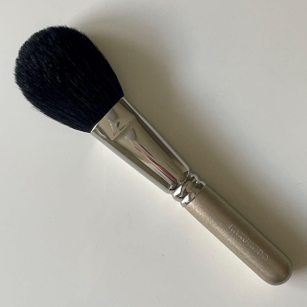 白鳳堂 フィニッシング丸平 パウダーブラシ 化粧筆 （軸：シャンパン