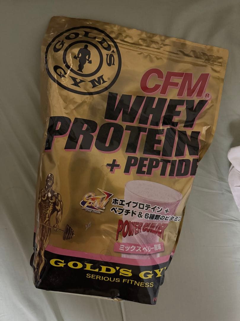 ゴールドジム CFMホエイプロテイン 2kg✖️2 ミックスベリー