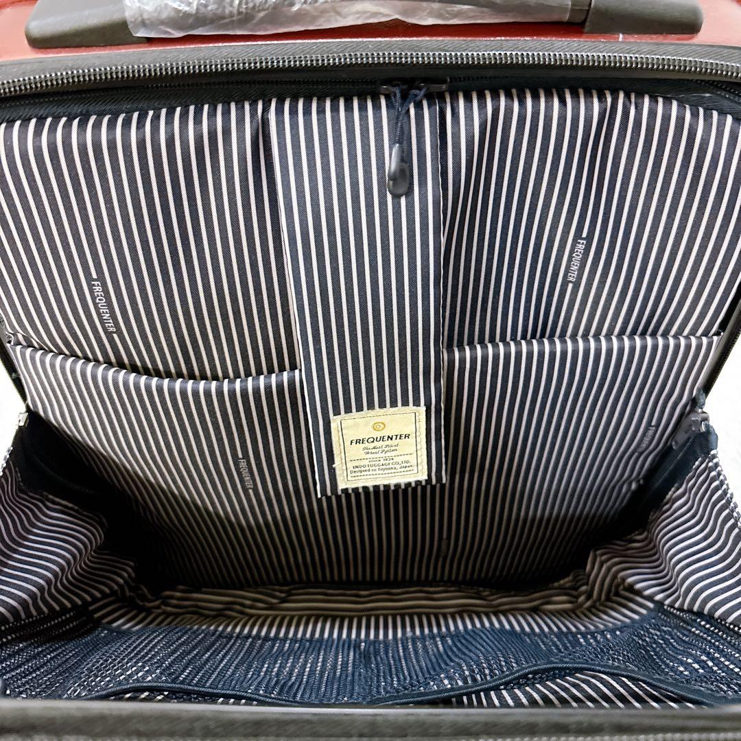 良品 FREQUENTER クラムアドバンス キャリーケース 23L カギ付き