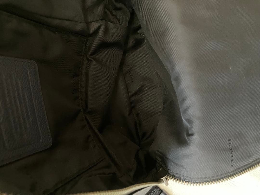 い*き様 COACH コーチ レザー ボディバッグ　ミッドナイトブルー