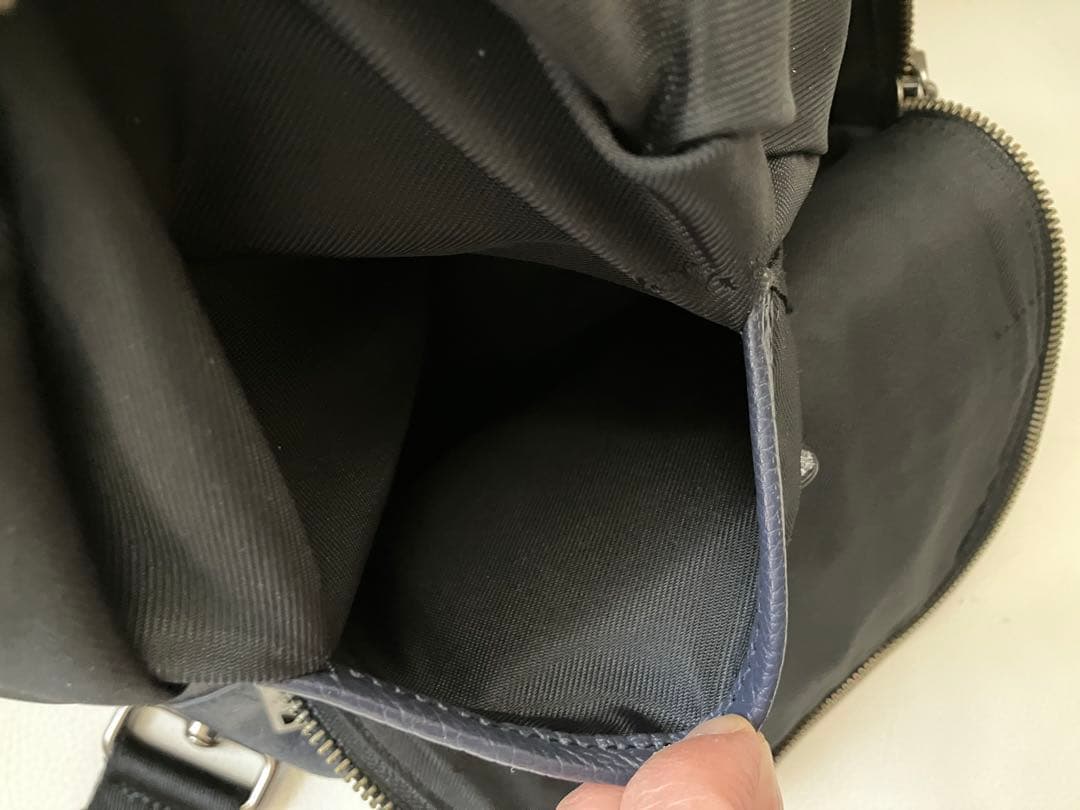 い*き様 COACH コーチ レザー ボディバッグ　ミッドナイトブルー