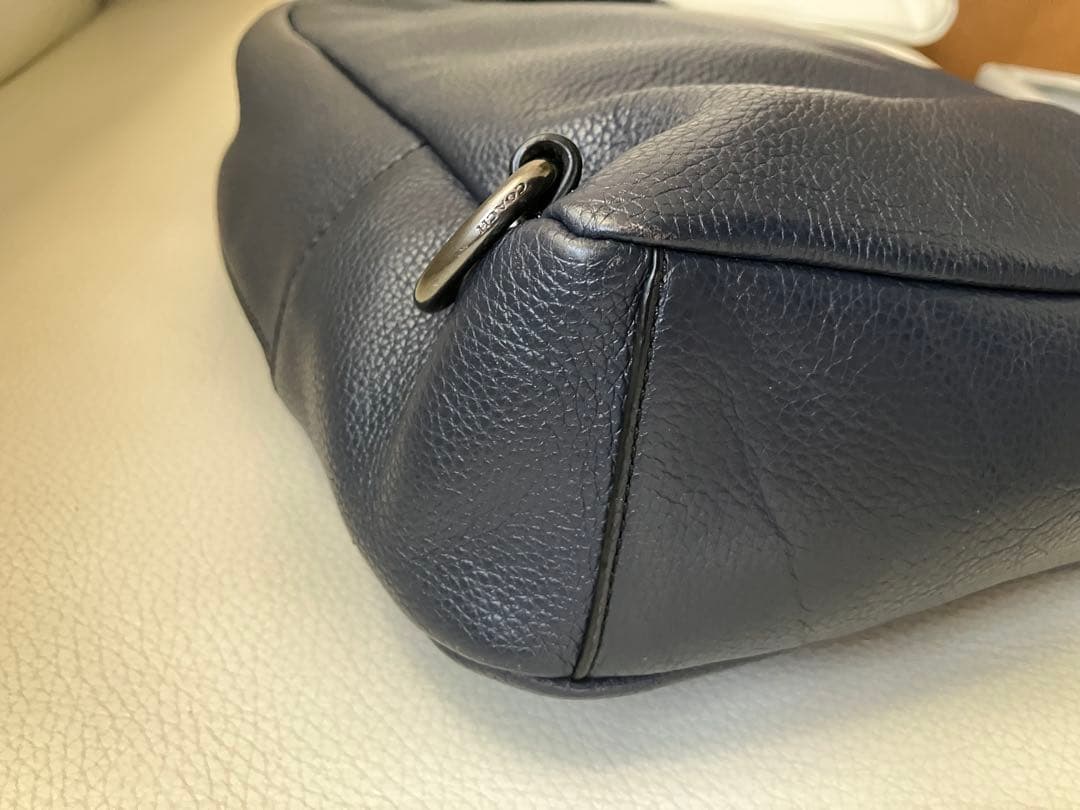 い*き様 COACH コーチ レザー ボディバッグ　ミッドナイトブルー