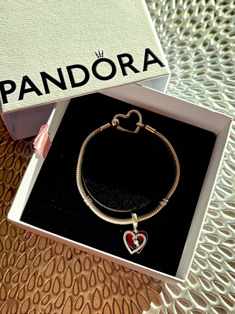 Pandora ハート型チャーム ブレスレット