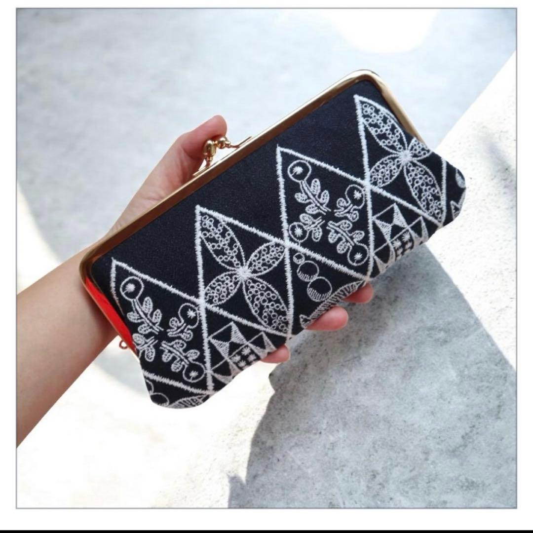 ミナペルホネン 仕切りがま口