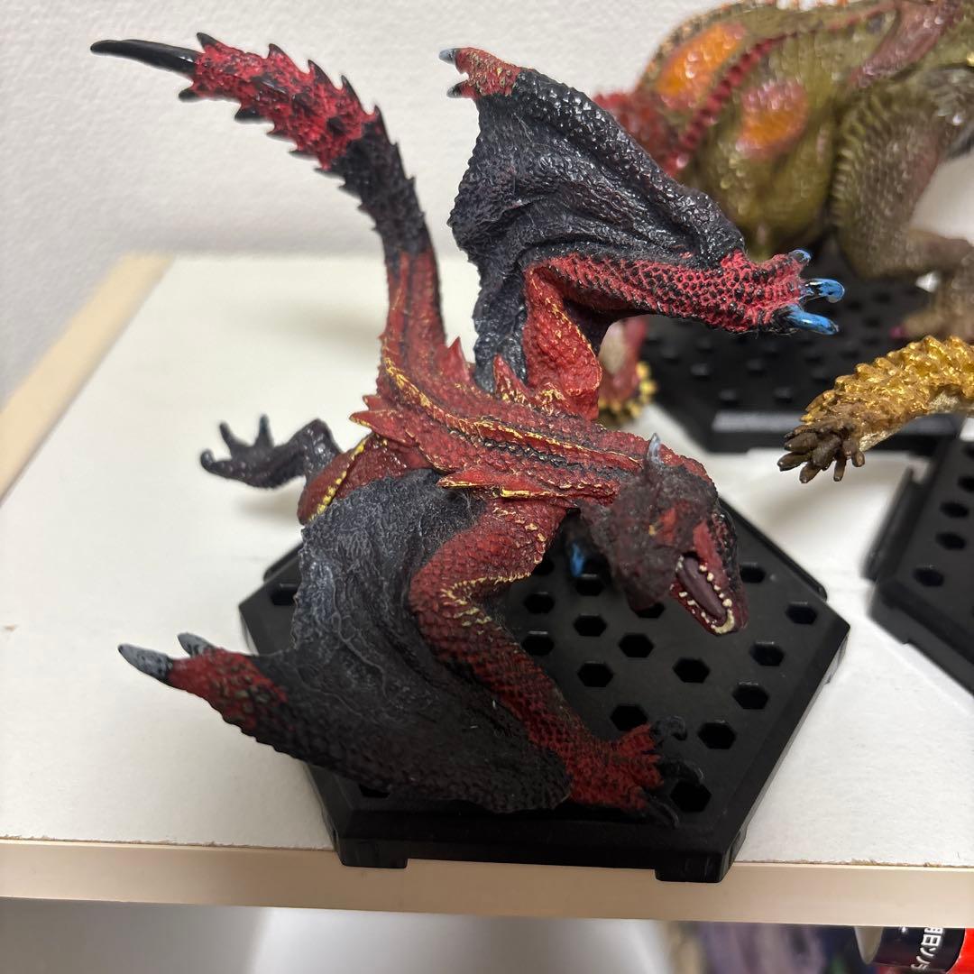モンスターハンター ティガレックス希少種(怒り状態) フィギュア