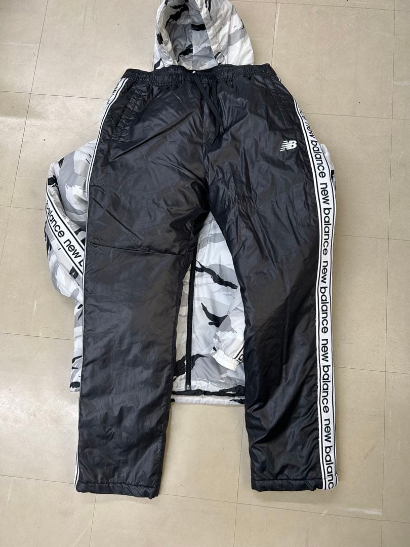 ニューバランス　中綿　上下　サイズL パテッド