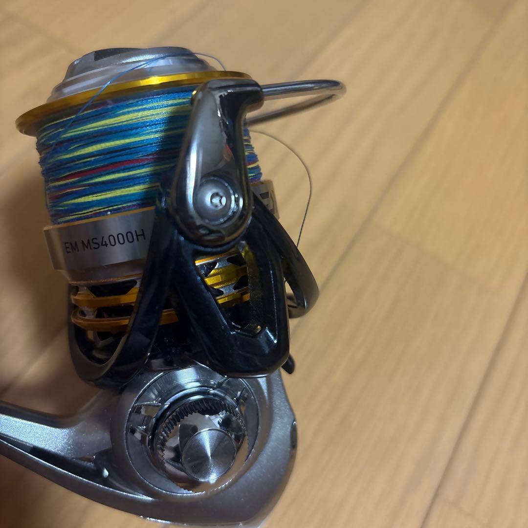 <未使用品> ダイワ(Daiwa) スピニングリール EM MS 4000H