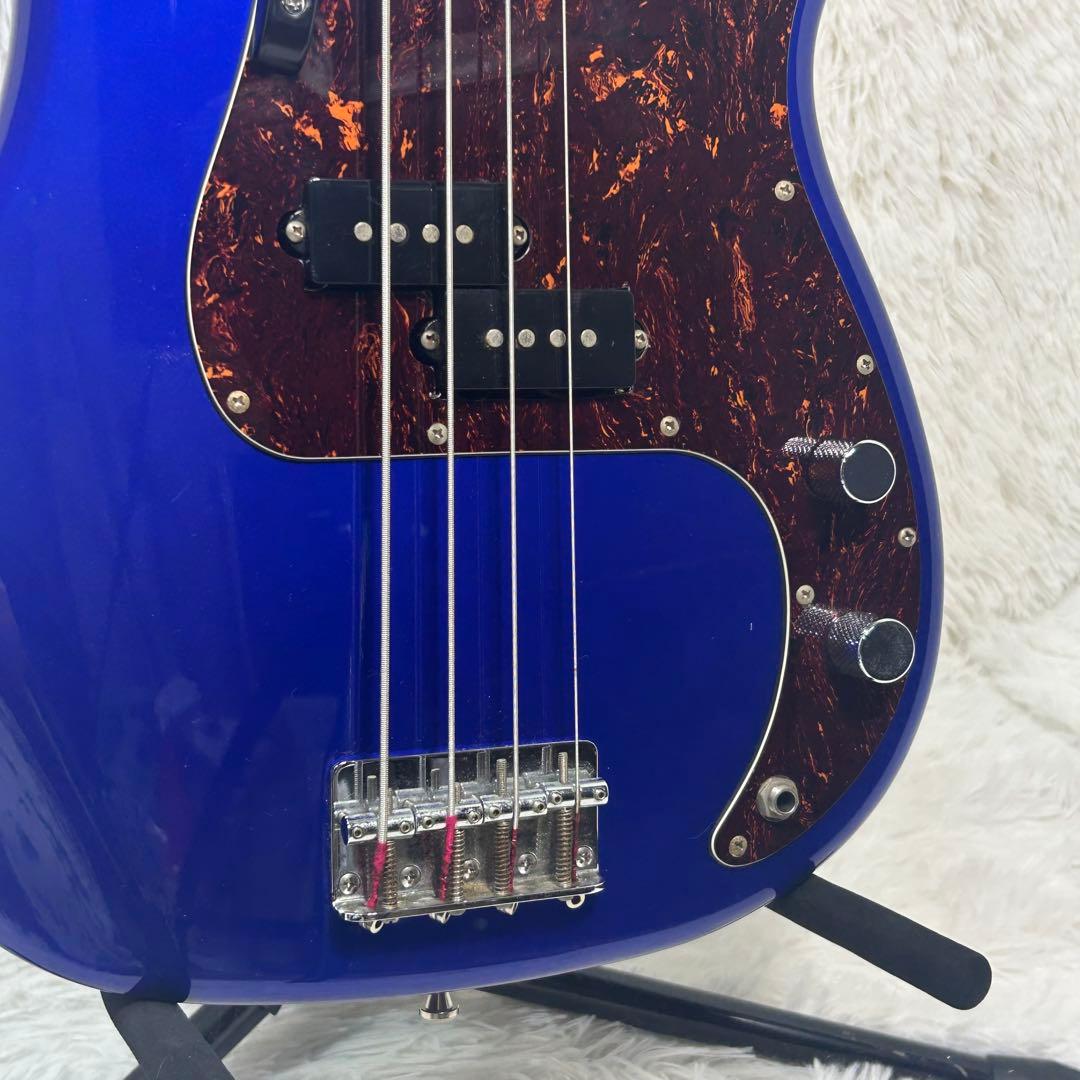 Squier by Fender Precision Bass ブルー