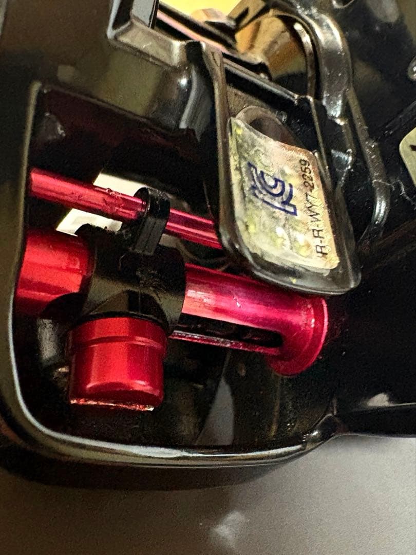 24SHIMANO nium DC 右ハンドルxg チューニングモデル