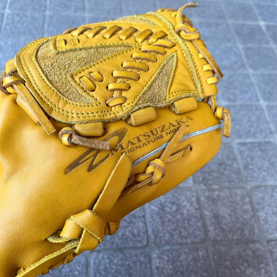 《希少》松坂モデル　投手用　グローブ　少年野球　黄色　ライナーバック