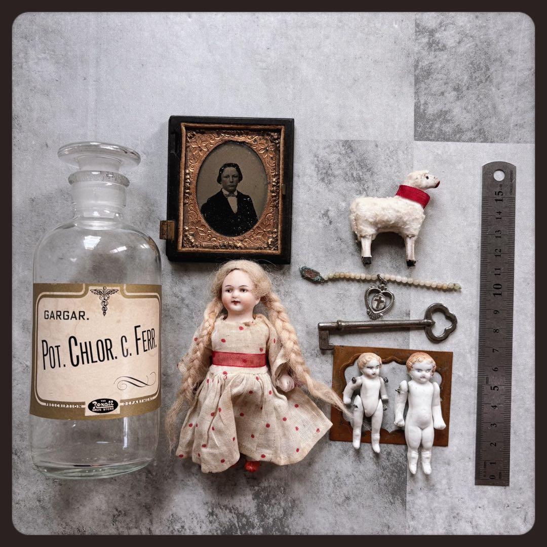 アンティーク　 ジャンクドロワーセット　ビスクドール　etc