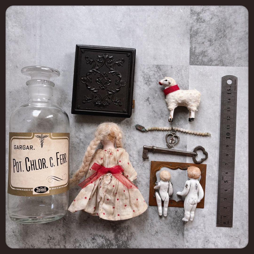 アンティーク　 ジャンクドロワーセット　ビスクドール　etc