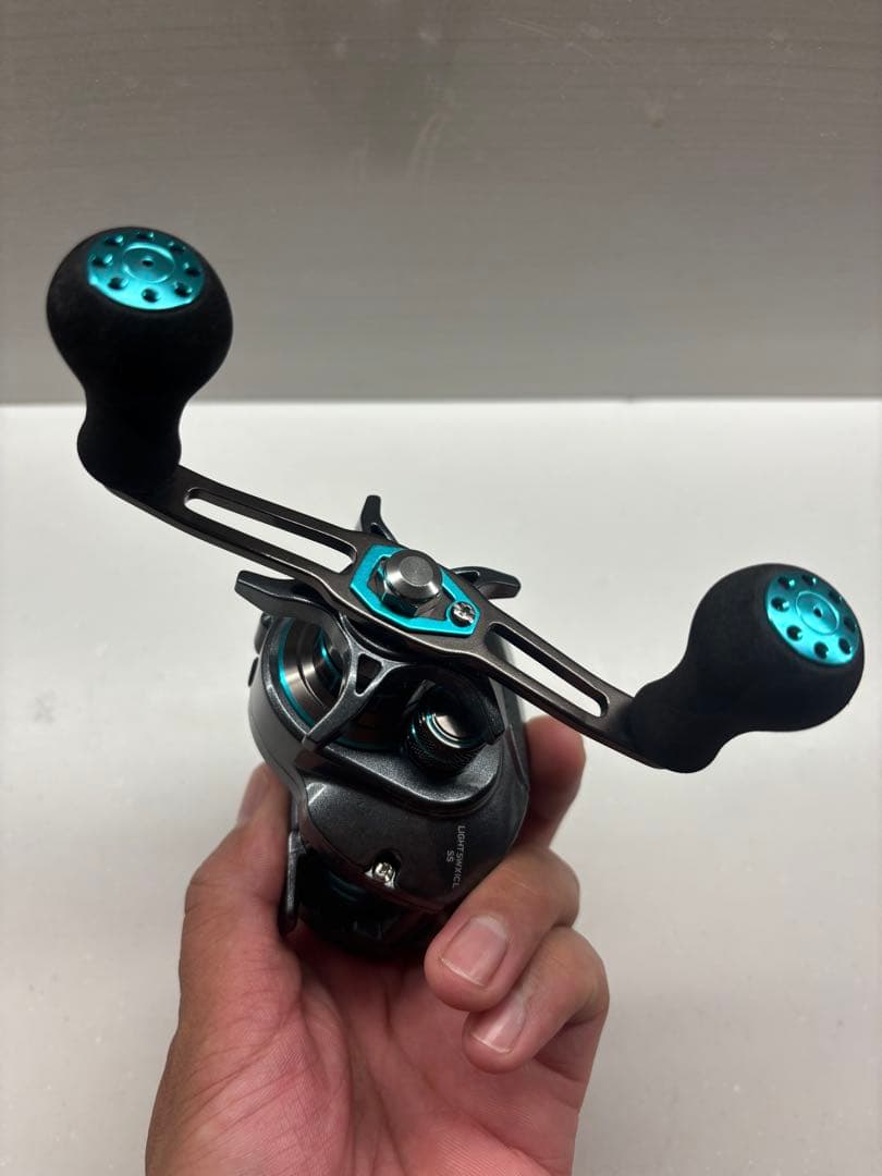 極美品ダイワ カウンター付ベイトリール Light SW X IC SS 左巻き