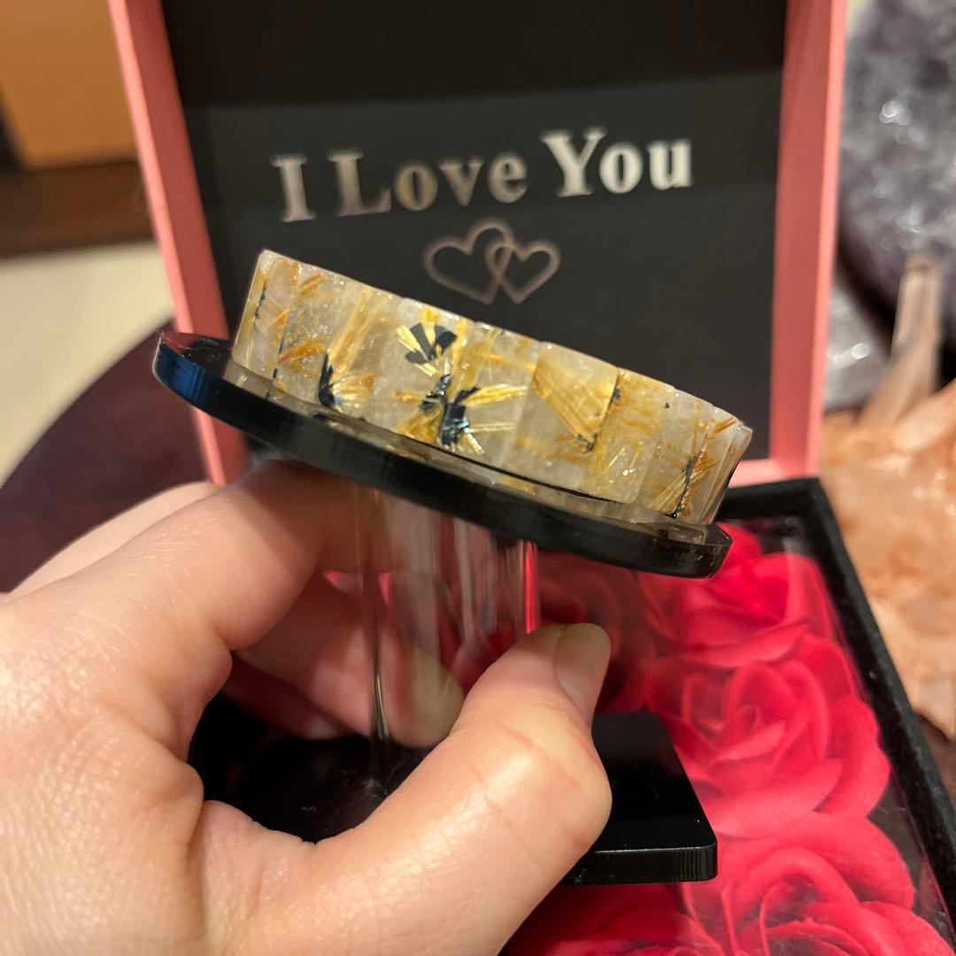 お値下げ！天然石ブレスレットタイチンルチルクォーツバングル　太陽放射ルチル