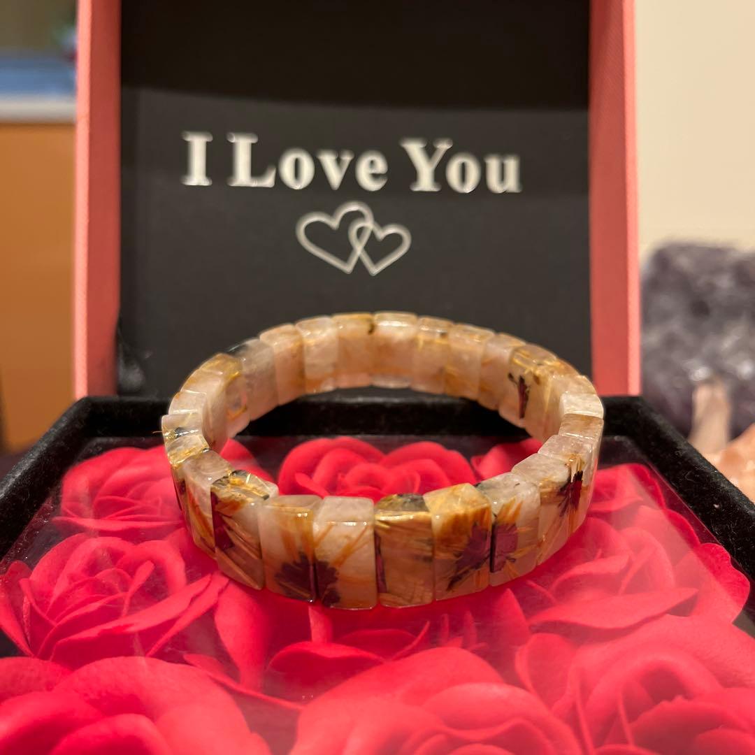 お値下げ！天然石ブレスレットタイチンルチルクォーツバングル　太陽放射ルチル