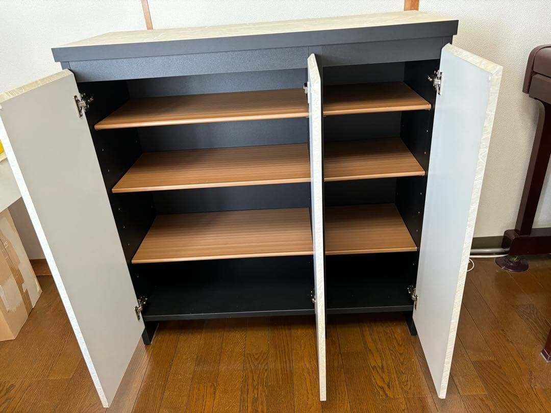 シューズボックス