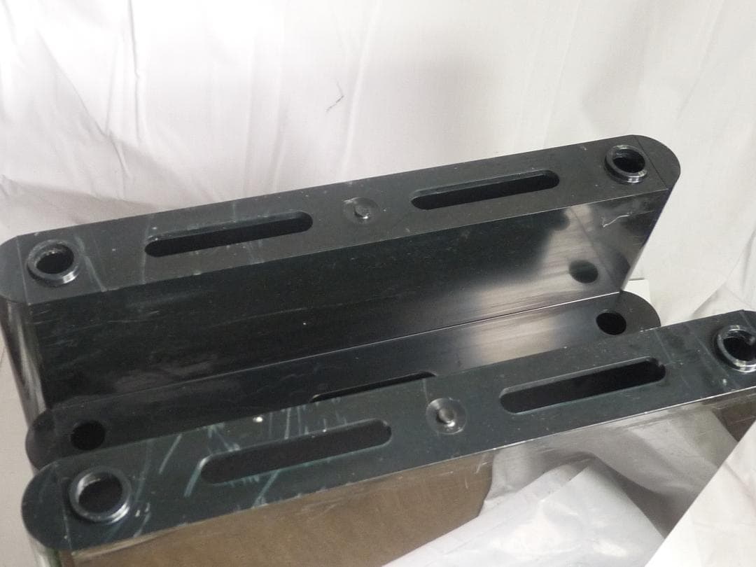 Kartell 4676 カルテル ポルタリビステ マガジンラック