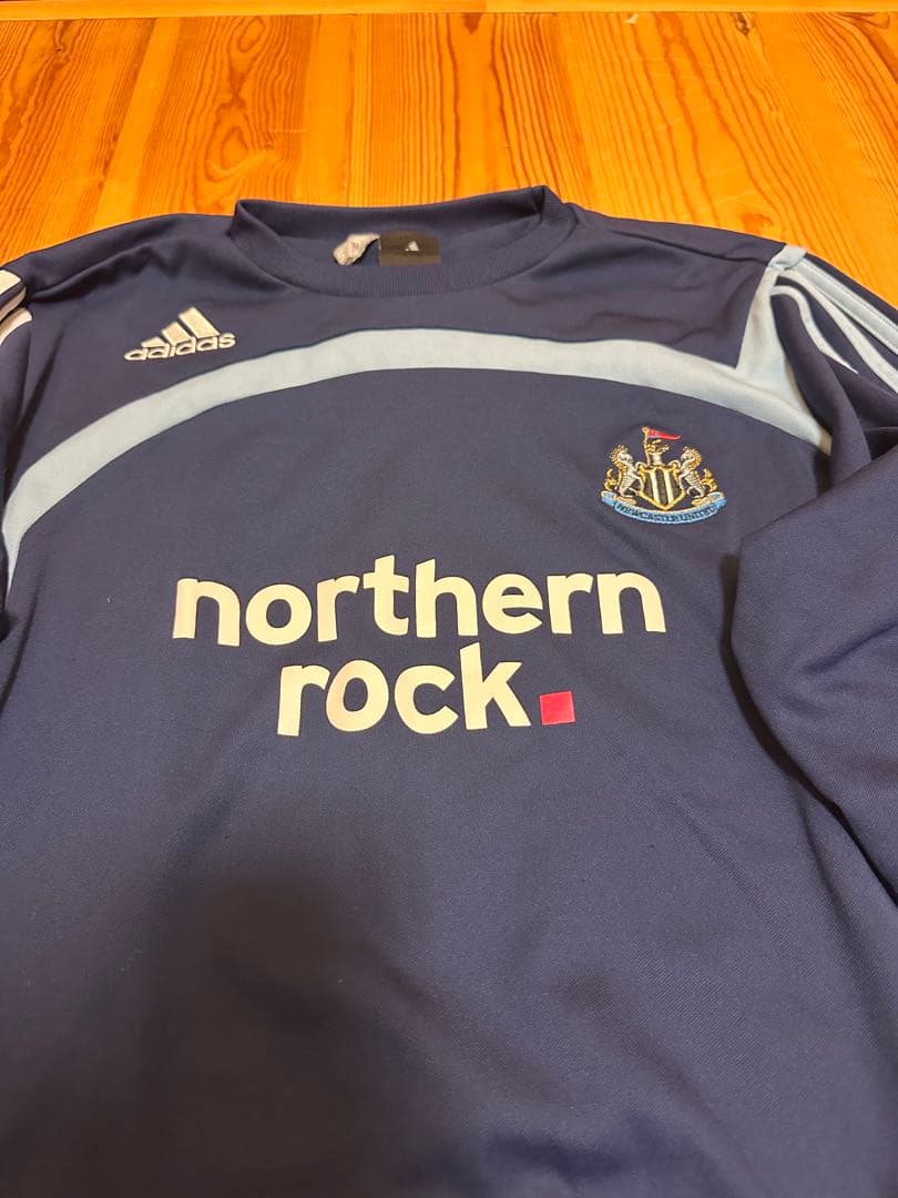【美品】adidas Newcastle United 長袖ウェア
