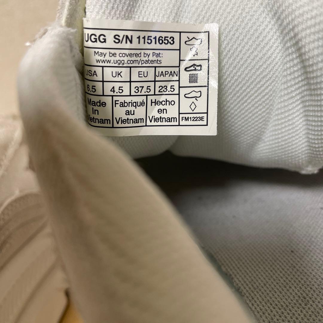 UGG レディーススニーカー