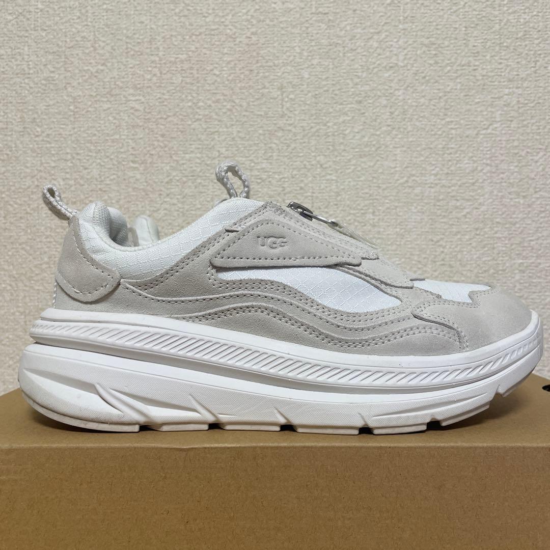 UGG レディーススニーカー