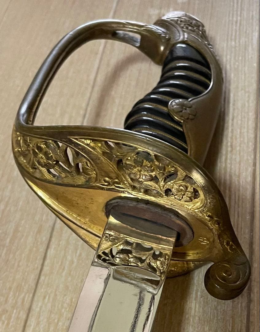 模造刀　美術刀　サーベル　指揮刀　時代武具　B017